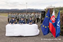 Slvnostn akt odovzdania a prevzatia velenia u Vzdunch sl OS SR